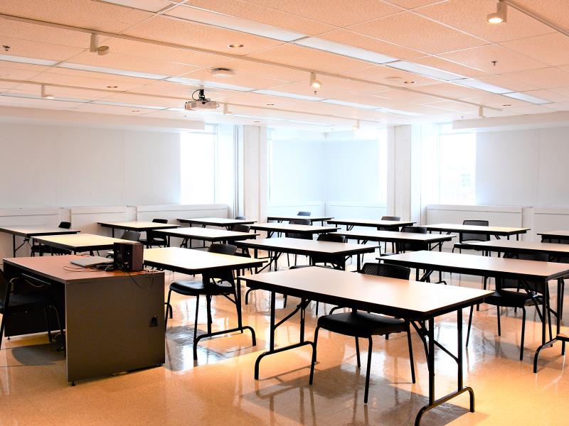 Salle de cours au campus de Montréal