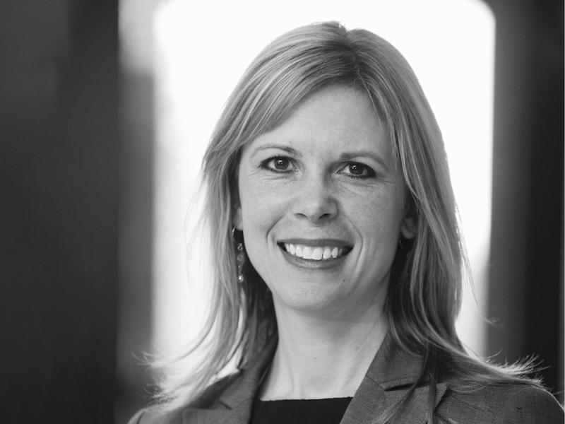 Portrait en noir et blanc de Mélanie Bourassa-Forcier 