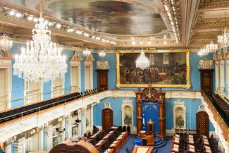Vue depuis les tribunes du salon Bleu de l'Assemblée nationale, à Québec