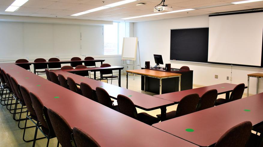 Salle de cours au campus de Montréal